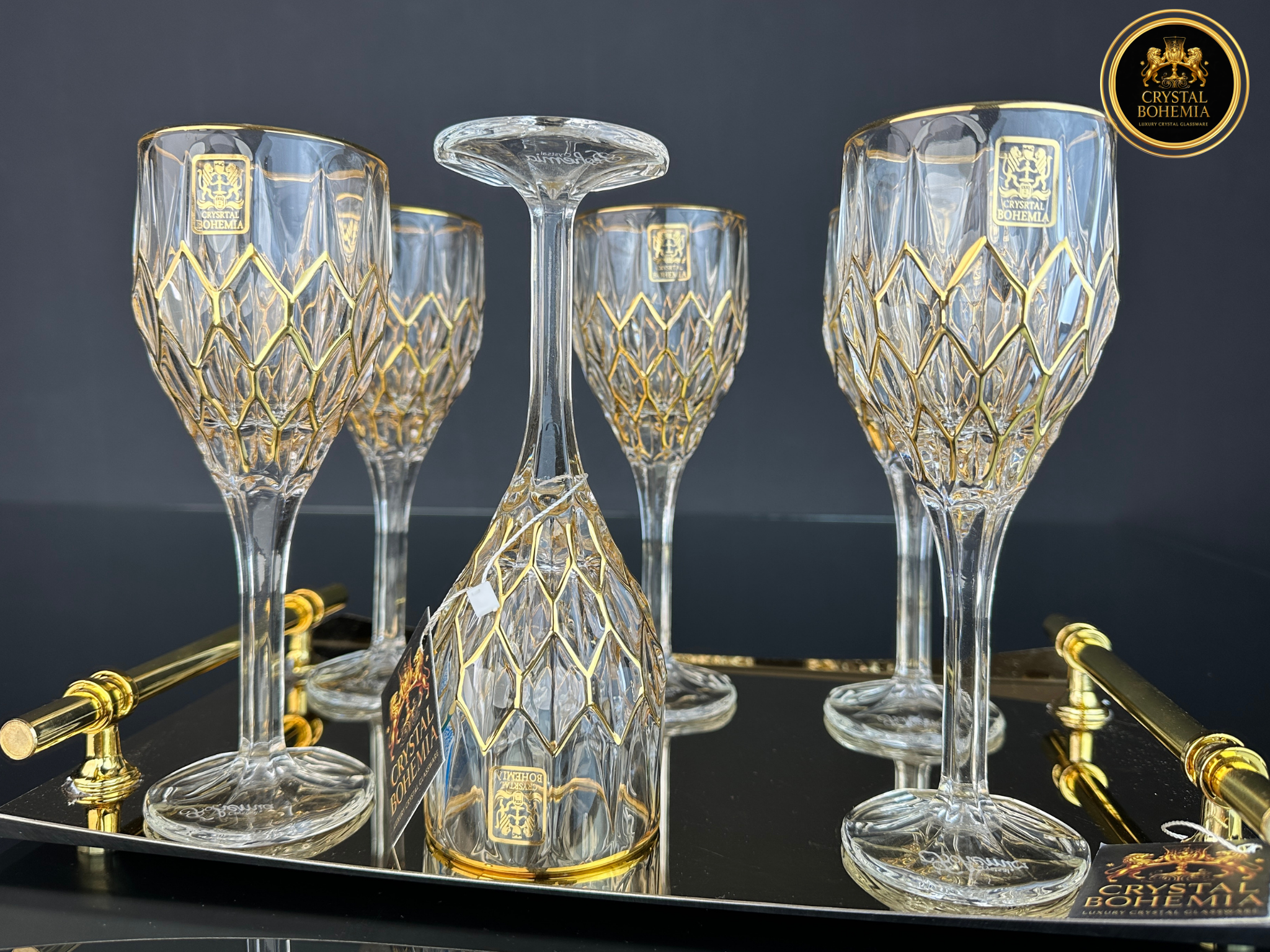 أطقم كاسات كريستال بوهيمي بتصميم عش النحل