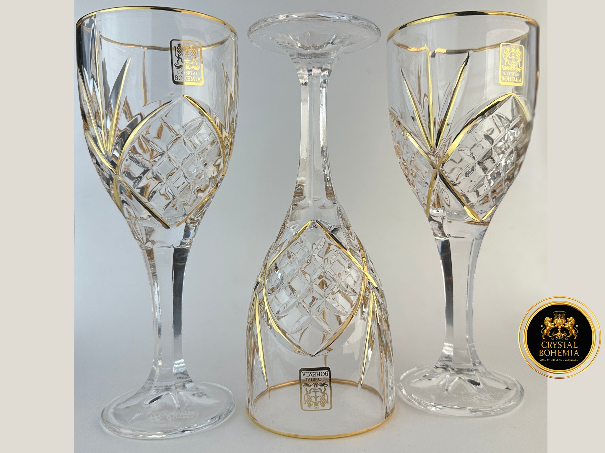 طقم كاسات ذهبي مناسب لتنسيق النيش وجهاز العروسة