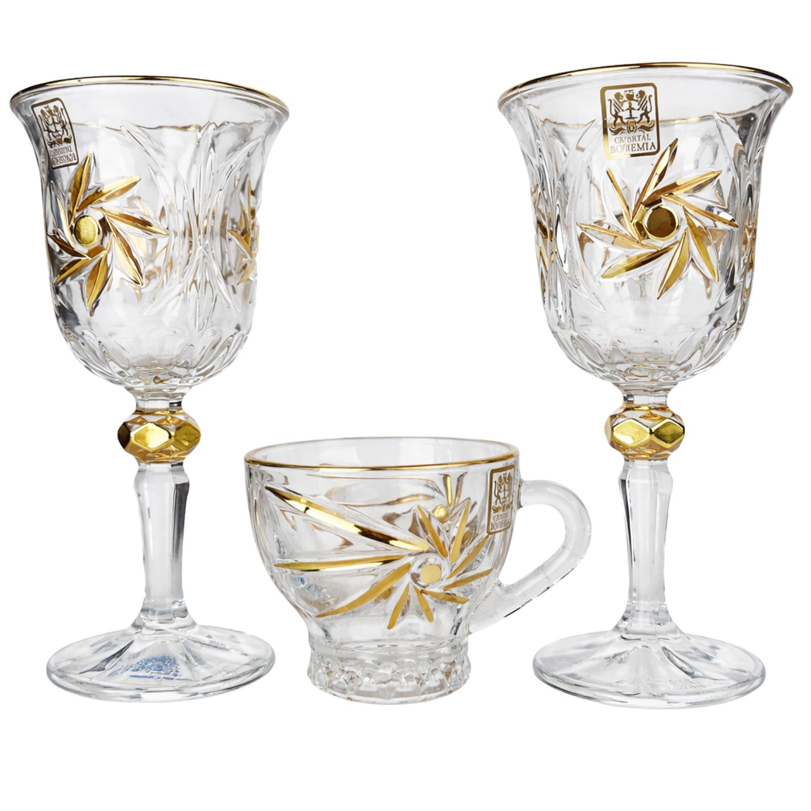 كاسات كريستال وأكواب شاي