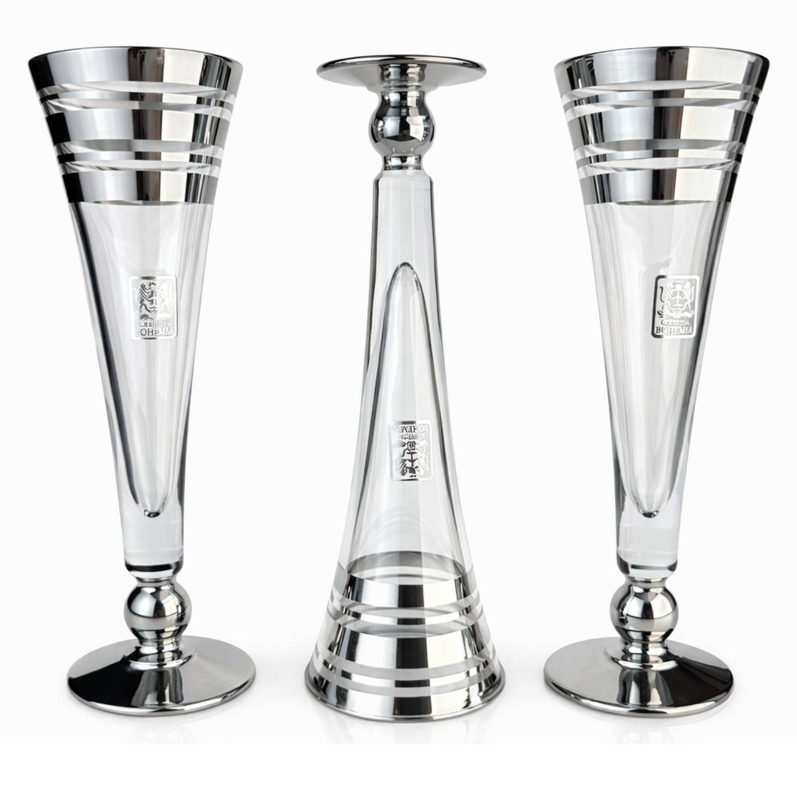 طقم كاسات زجاج شفاف بزخارف فضي