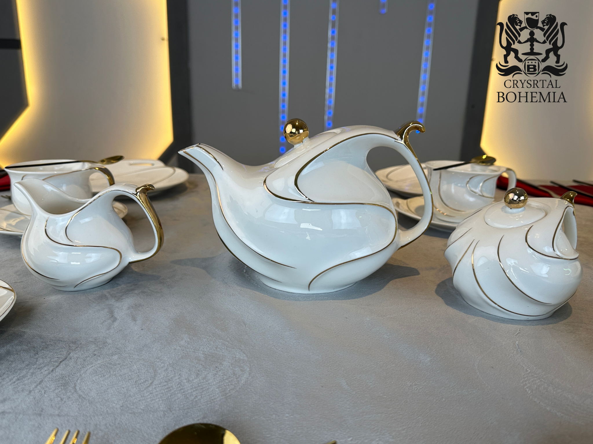 طقم شاي بورسلين فاخر للصالون وجهاز العروسة